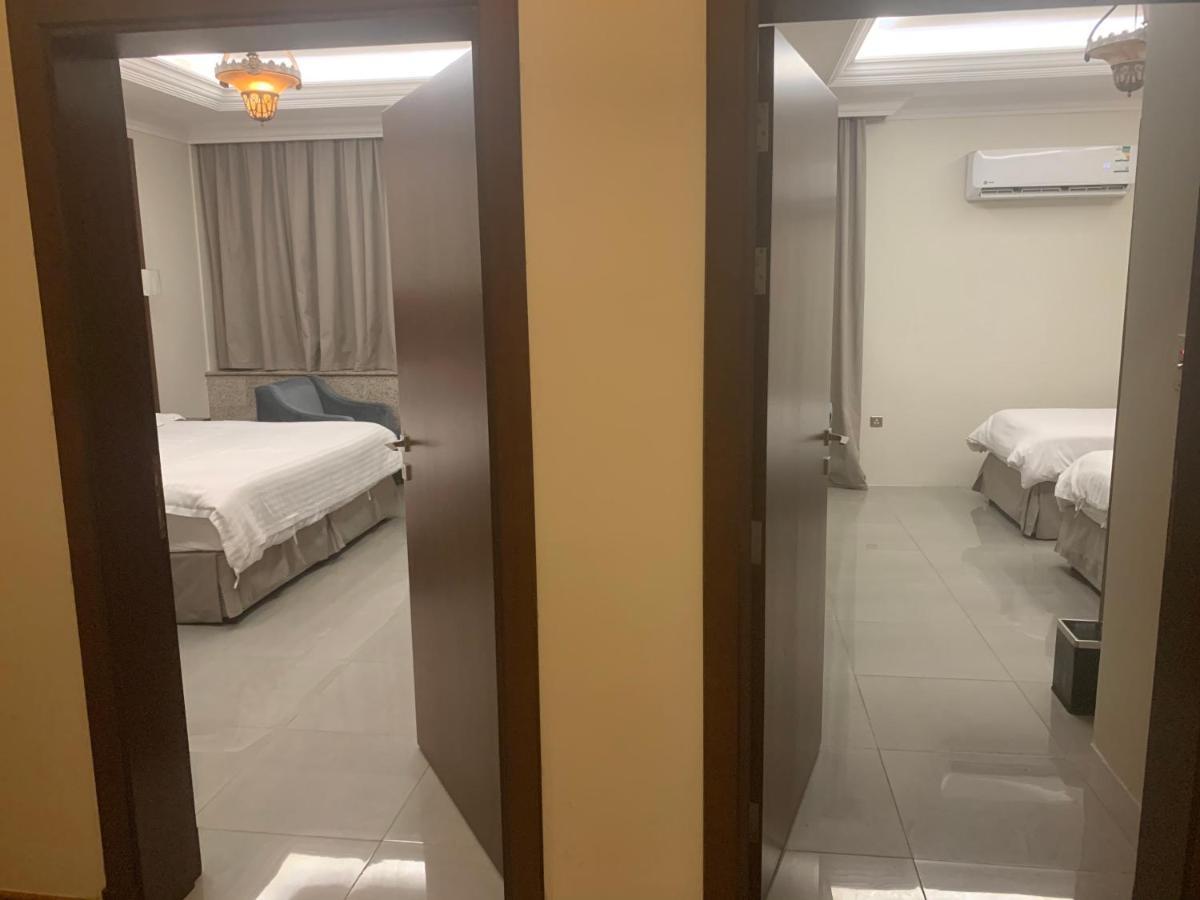 Jeddah Lake Hotel Exterior foto